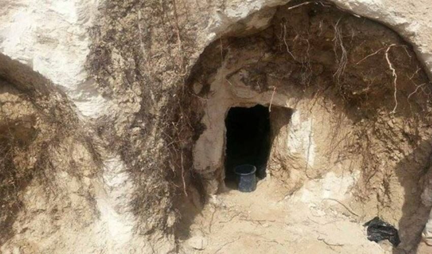  الاحتلال سرق محتويات أكثر من 400 كهف ومغارة بالضفة الغربية