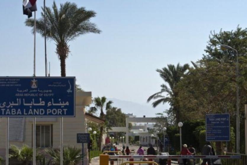  توافد آلاف الإسرائيليين على معبر طابا يثير غضب المصريين