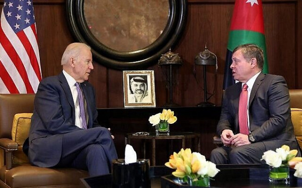  تفاصيل المكالمة الهاتفية بين العاهل الأردني والرئيس الأمريكي