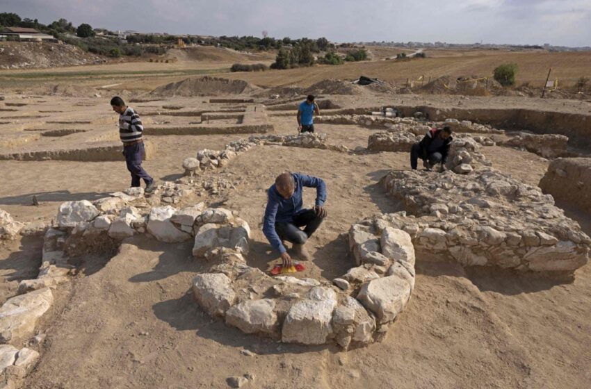  اكتشاف آثار مسجد بالنقب يعود لفترة مبكرة من الإسلام