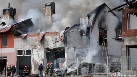  موسكو تتهم كييف بقصف سجن يعتقل فيه أسرى حرب وتعلن مقتل العشرات وأوكرانيا تناشد الجنائية الدولية التحقيق في الهجوم