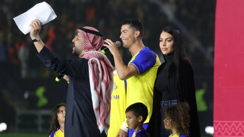  تفاصيل جديدة عن صفقة رونالدو مع النصر السعودي