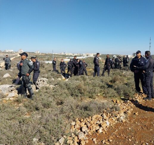  رغم رفض بن غفير..شرطة الاحتلال تشرع باخلاء البؤرة الاستيطانية الجديدة