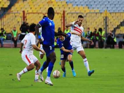  الزمالك يستعيد إتزانه ويسقط سموحة بثلاثية في الدوري المصري