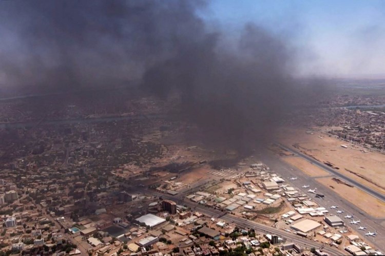  رغم بدء الهدنة.. الانفجارات وأصوات الاشتباكات تهز السودان