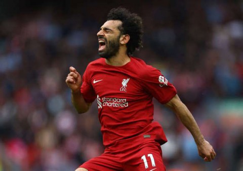  عضلات محمد صلاح تثير “سخرية” نجوم ليفربول