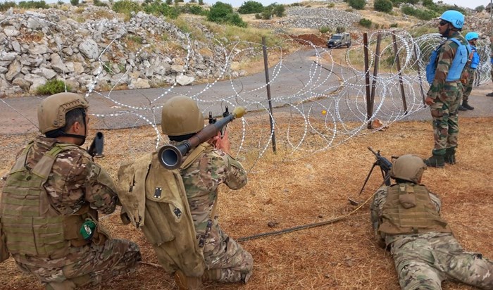  مواجهات بين شبان لبنانيين وجنود الاحتلال الإسرائيلي في كفرشوبا