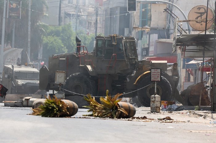  جنين: فصائل المقاومة الفلسطينية تقاتل جنباً إلى جنب وتكبّد الاحتلال خسائر كبيرة