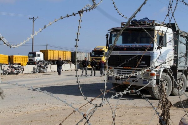 الاحتلال يواصل إغلاق المعابر ومنع دخول المساعدات لقطاع غزة