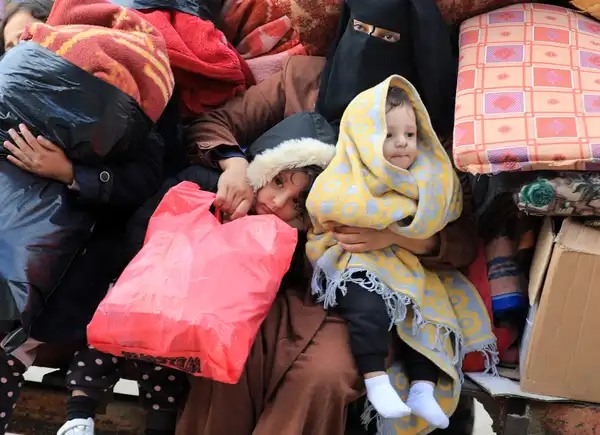 40 ألف يتيم جديد في غزة … 700 شخص مصنفون”ناجٍ وحيد” بعد استشهاد أسرهم