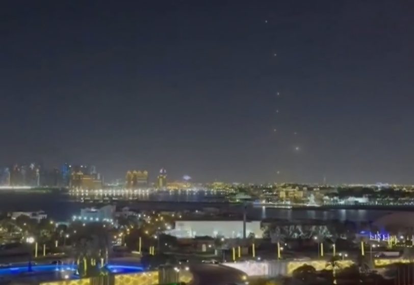  عملية “بشائر الفتح”.. إيران تهاجم أهدافا أميركية في الخليج العربي