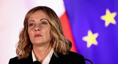 صور جنسية لرئيسة الوزراء الإيطالية تنتشر على مواقع التواصل الاجتماعي