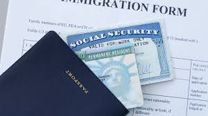  ترامب يعلق برنامج قرعة البطاقة الخضراء