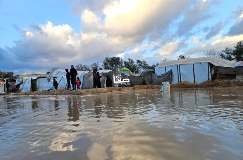  “أونروا”: 235 ألف متضرر فلسطيني بغزة جراء منخفض “بايرون”