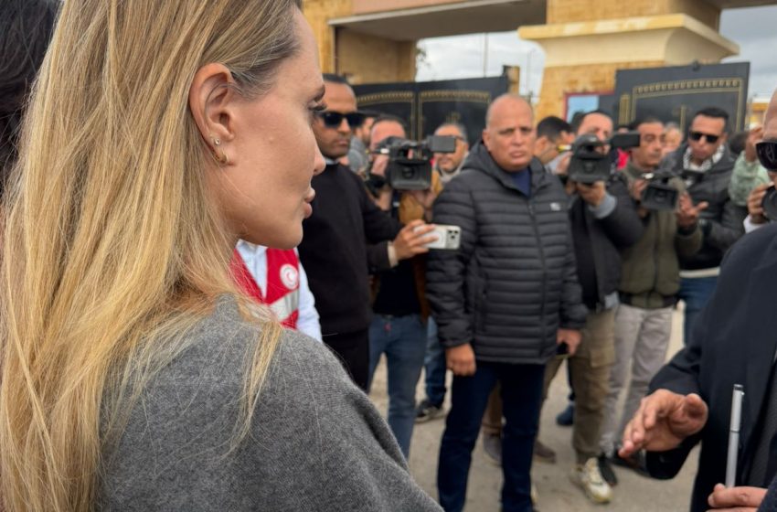  الممثلة العالمية أنجلينا جولي تزور معبر رفح