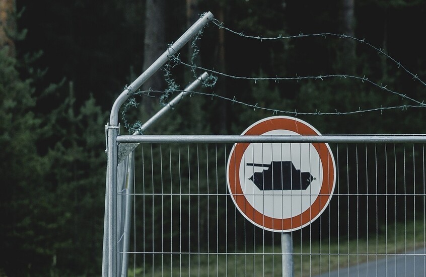  أوروبا قد تهدد بإغلاق القواعد الأمريكية رداً على تصريحات ترامب حول”غرينلاند”