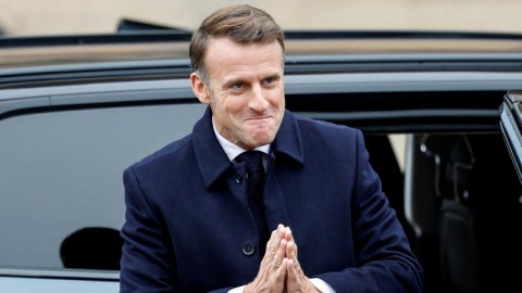  وثائق “إبستين” تفضح ماكرون وتكشف معلومات حساسة.. هذا ما كان يطلبه الرئيس الفرنسي من الملياردير الأمريكي