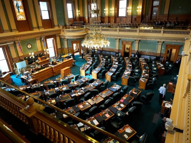  الولايات المتحدة توافق على ميزانية الدفاع لعام 2026: أكثر من 4 مليارات دولار لإسرائيل