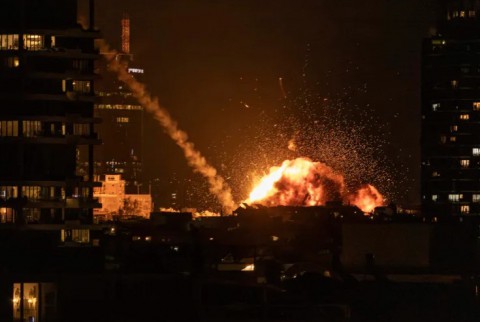  إندبندنت: الحرب على إيران تُنذر بالإرهاب والفوضى وانتشار الأسلحة النووية