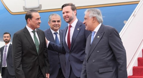  توقعات بجولة مفاوضات جديدة بين أمريكا وإيران في إسلام أباد الخميس.. ترامب يهدد وطهران تتوعد والعالم يترقب