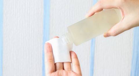  هل يؤثر التونر على صحة الشعر؟ معلومات مهمة يجب معرفتها قبل الاستخدام