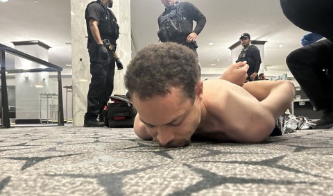  تفاصيل مفاجئة عن “كول توماس ألين” الذي حاول اغتيال ترامب وزوجته خلال حفل العشاء.. والسلطات ترجّح استهداف مسؤولي الإدارة الأمريكية