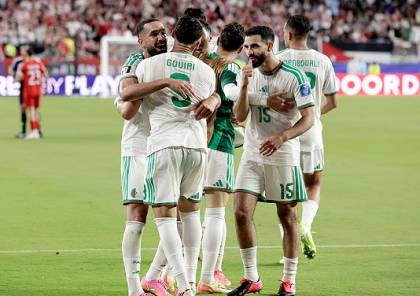  الجزائر تهزم الأردن في مباراة عربية مثيرة بكأس العالم