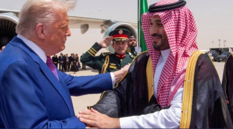  ترامب “يُفرمل” و”يُعلن” “3 شُروط” للمُوافقة على “نووي سعودي” فما هي؟ وكيف ستتصرّف الرياض “مع أصعبها”؟.. كيف تلقّت تل أبيب هذا؟ وماذا عن استضافة “العربية” للرئيس الإسرائيلي؟