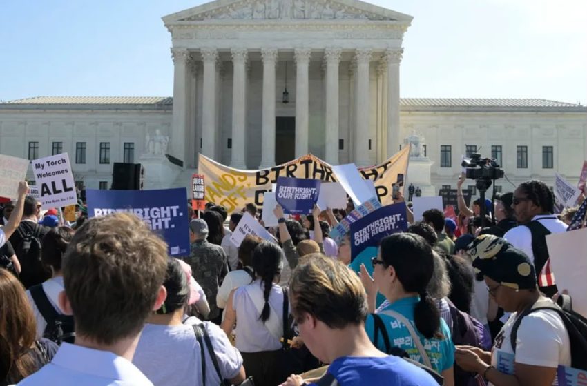  U.S. Supreme Court Rejects Trump’s Birthright Citizenship Restrictions