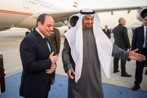  هل ألغت الإمارات “إقامات العمالة المصرية”؟ والمُستشار قرقاش يتحدّث عن “ضجيج”.. الخارجية المصرية تُوضّح بعد “شكاوى جماعية”.. هل من خلافات بين مصر ودول الخليج؟