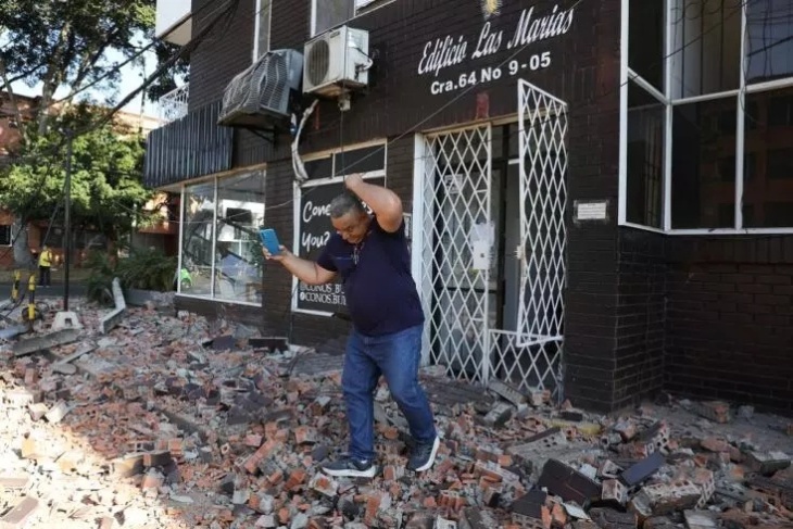 زلزال بقوة 7.4 درجات يضرب كولومبيا ومقتل 22 شخصا (صور)