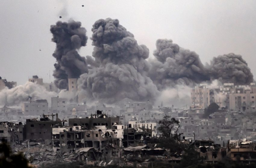  تصعيد اسرائيلي كبير في غزة : شهداء وجرحى في غارات فجر اليوم ..
