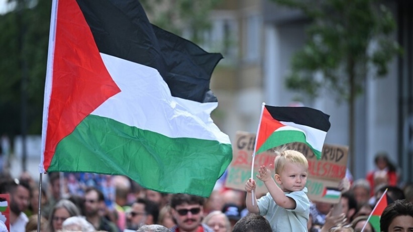  استطلاع فلسطيني صادم: أزمة ثقة تضرب الفصائل والقيادات.. و40% يتوقعون انهيار السلطة