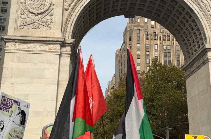 لوس أنجلوس تتظاهر تضامنًا مع فلسطين وتطالب بوقف تسليح إسرائيل